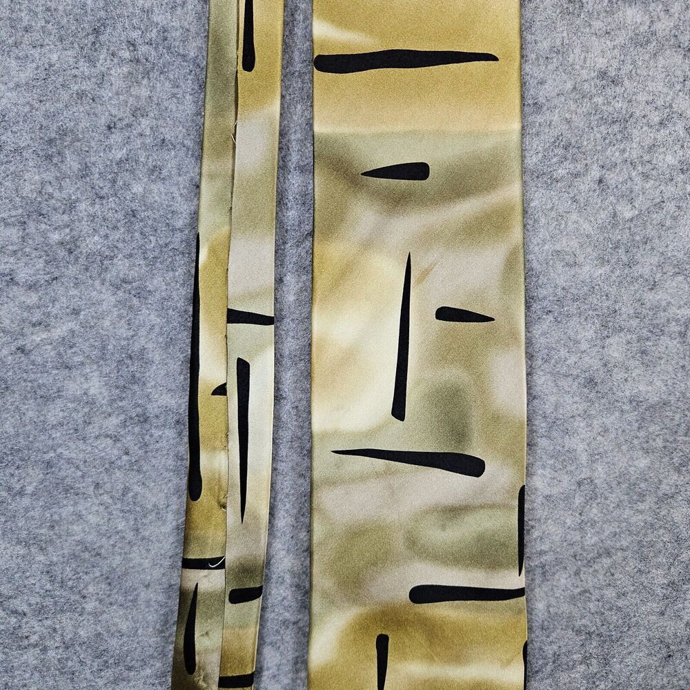 Jerry J. Garcia Necktie Gold /w Black Streaks 4"x62" 100% Silk VERY FAINT‎ SPOTS
